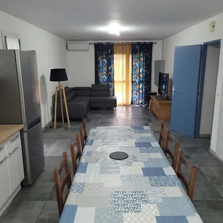 Maison 4 *